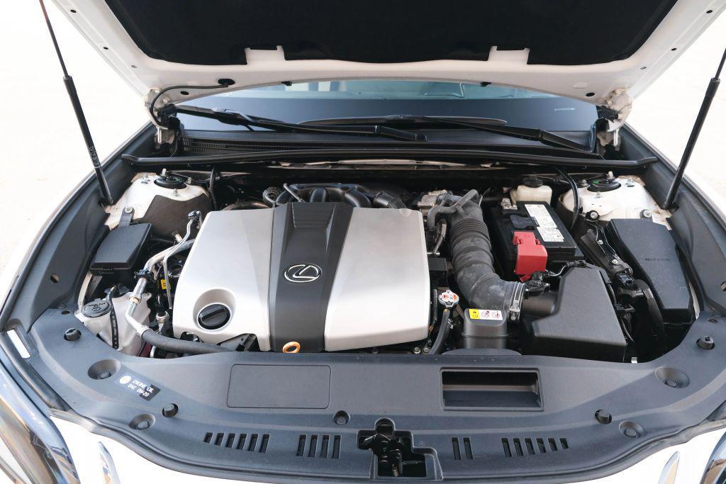 used 2023 Lexus ES 350 car, priced at $43,900