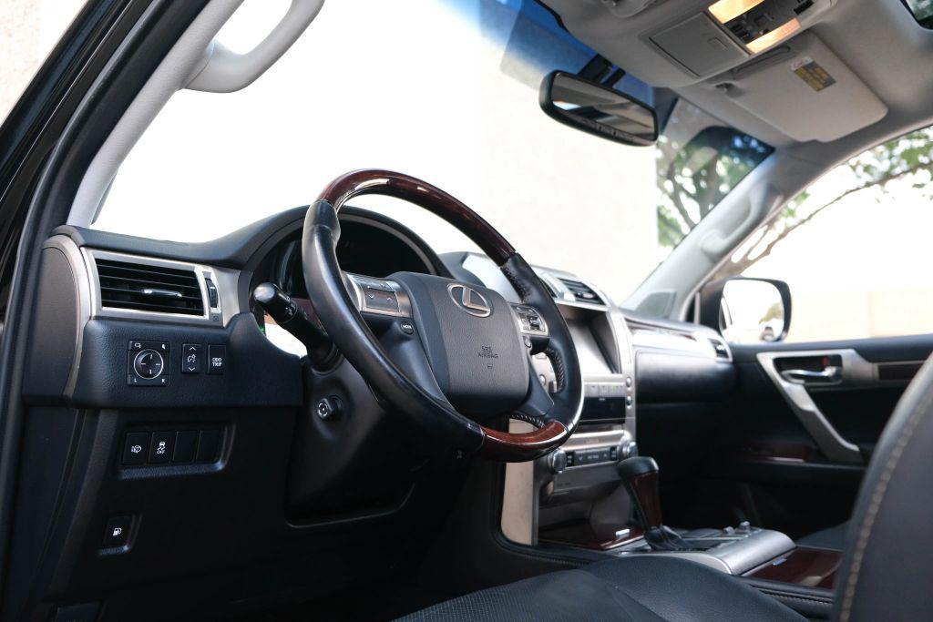 used 2017 Lexus GX 460 car, priced at $29,490