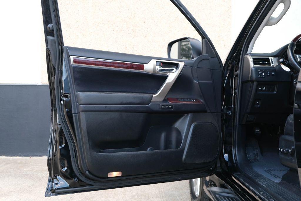 used 2017 Lexus GX 460 car, priced at $29,490