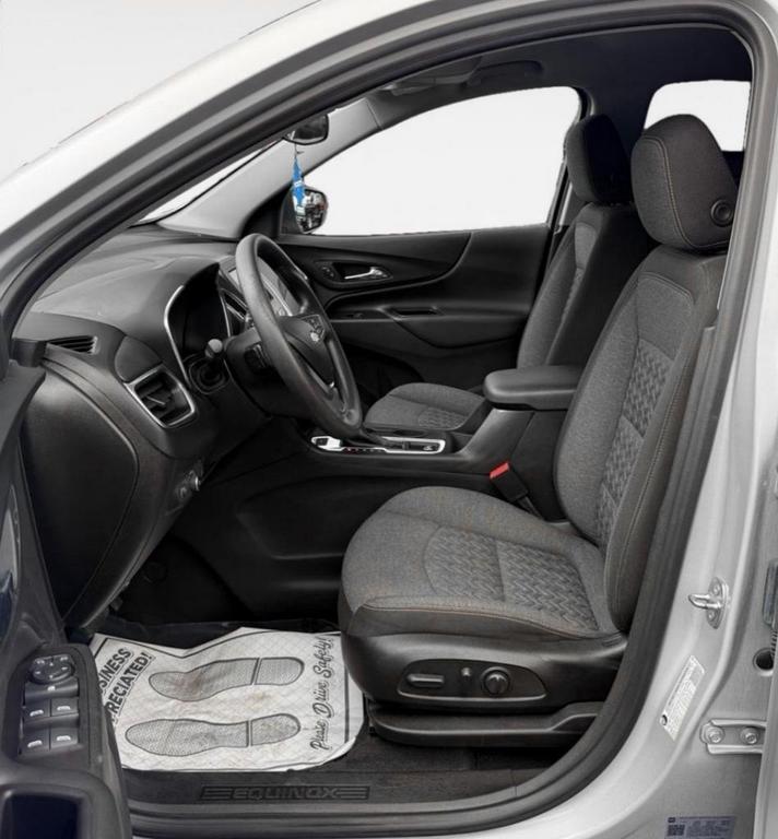 used 2022 Chevrolet Equinox car, priced at $17,300