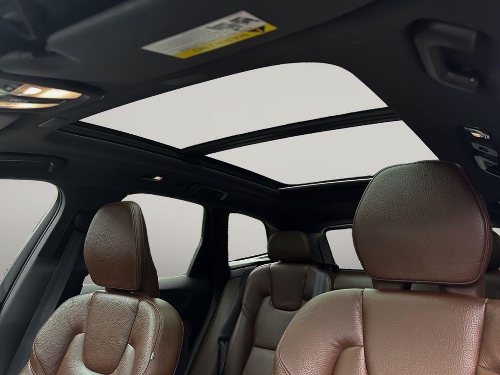 used 2022 Volvo XC60 car, priced at $20,000