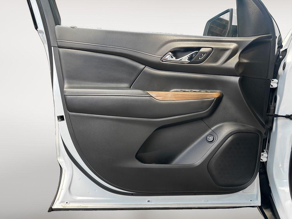 used 2020 GMC Acadia car, priced at $15,900