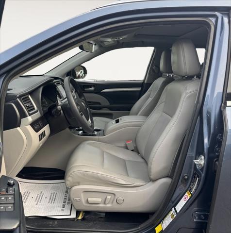 used 2018 Toyota Highlander car, priced at $20,900