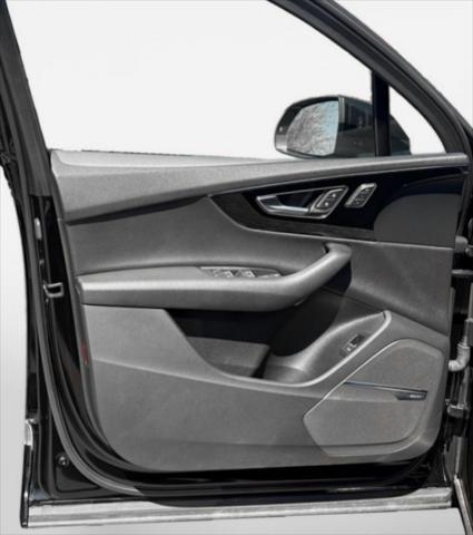 used 2018 Audi Q7 car, priced at $21,900