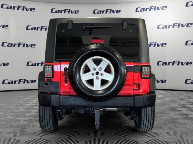 used 2013 Jeep Wrangler Unlimited car, priced at $14,500