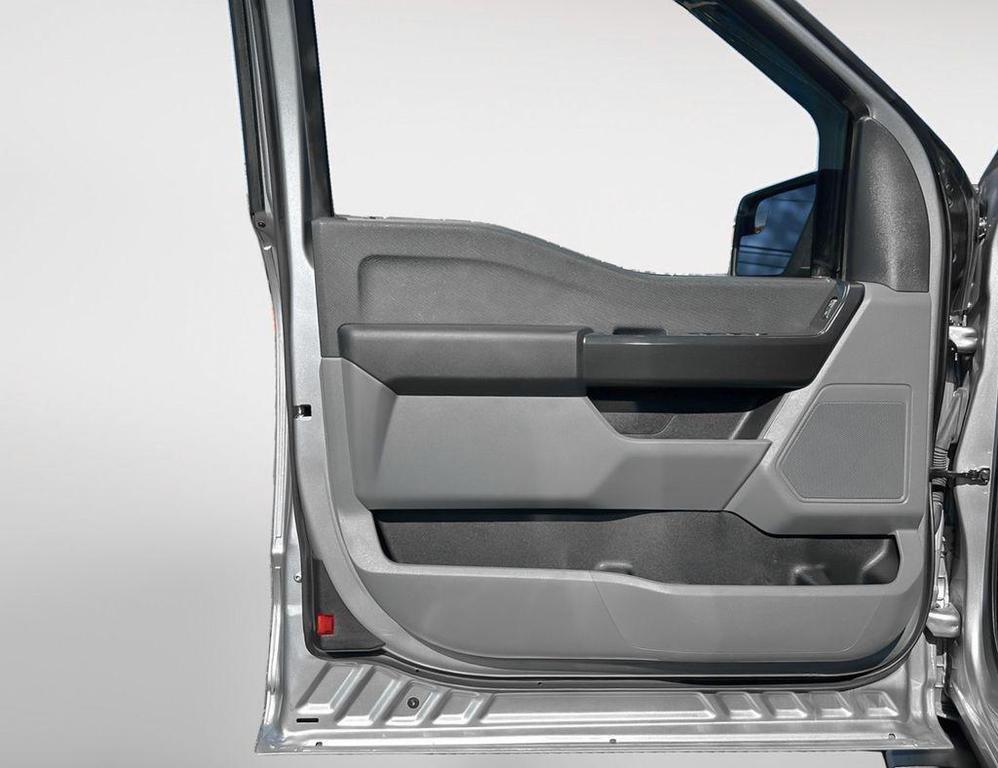 used 2022 Ford F-150 car, priced at $33,000