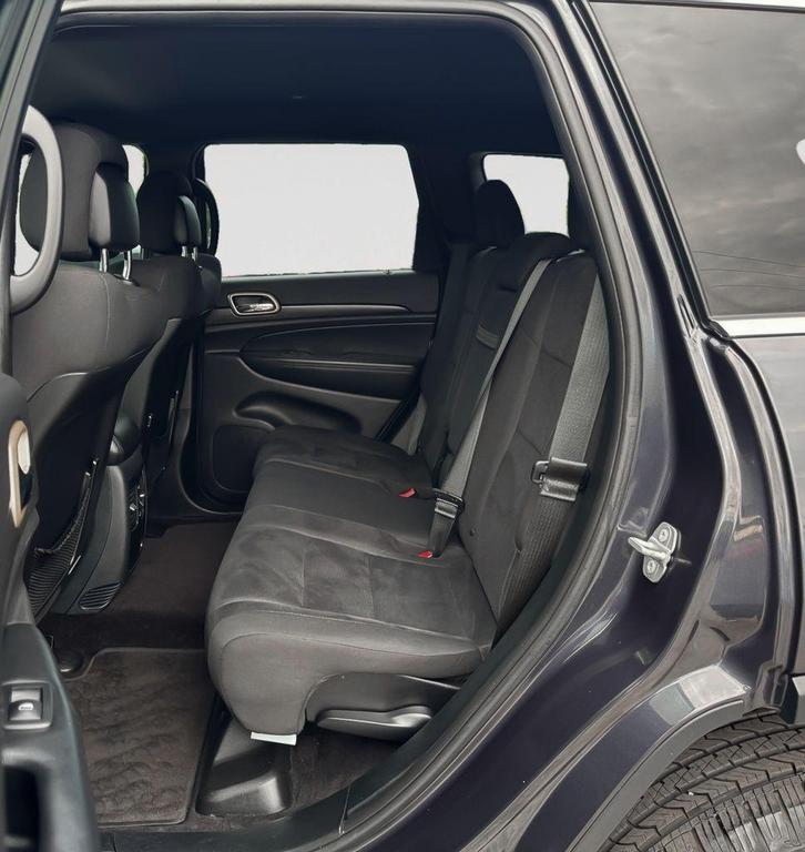 used 2016 Jeep Grand Cherokee car, priced at $10,800