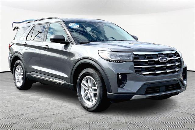 new 2025 Ford Explorer car, priced at $40,558