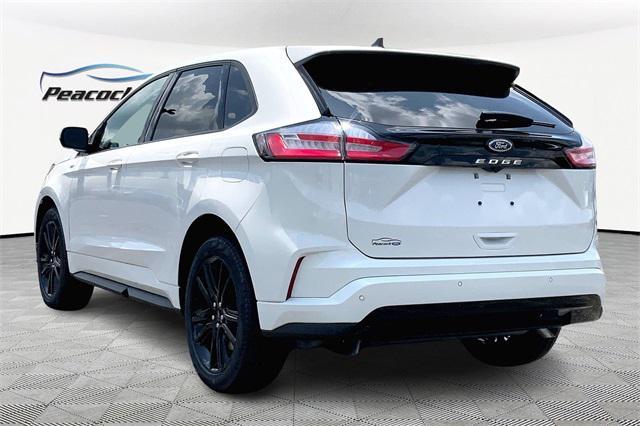 new 2024 Ford Edge car, priced at $37,061