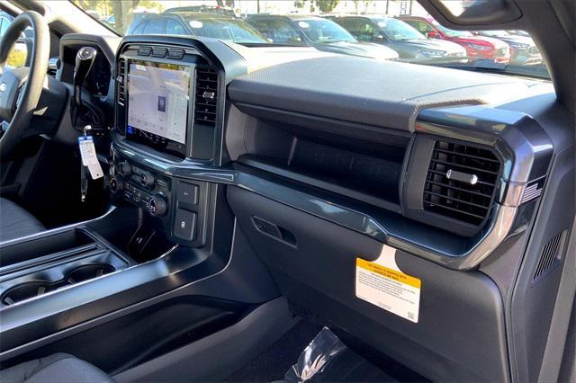 new 2024 Ford F-150 car, priced at $41,992