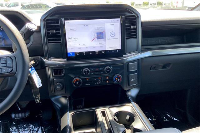 new 2025 Ford F-150 car