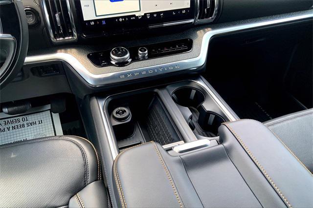 new 2025 Ford Expedition car, priced at $83,520