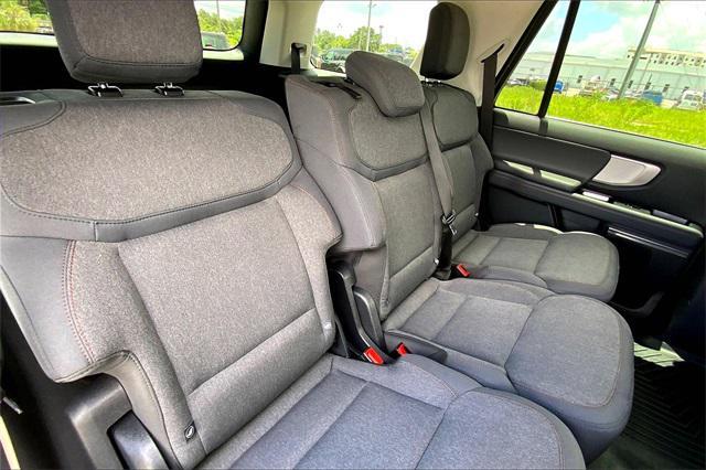 used 2025 Ford Expedition car, priced at $64,086