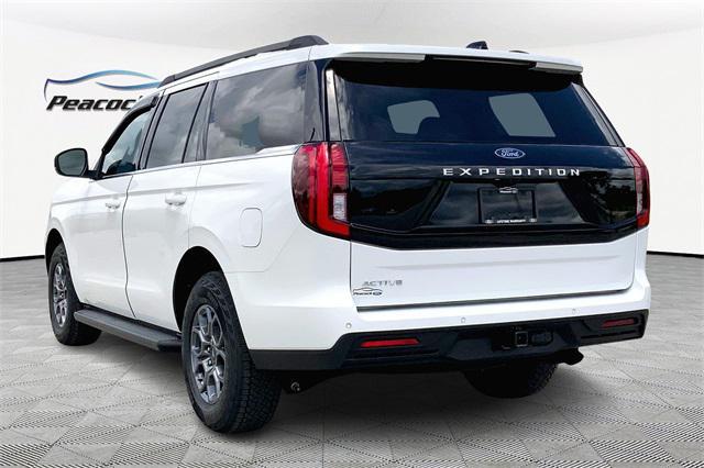 used 2025 Ford Expedition car, priced at $64,086