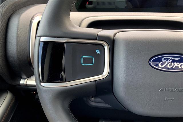 used 2025 Ford Expedition car, priced at $64,086