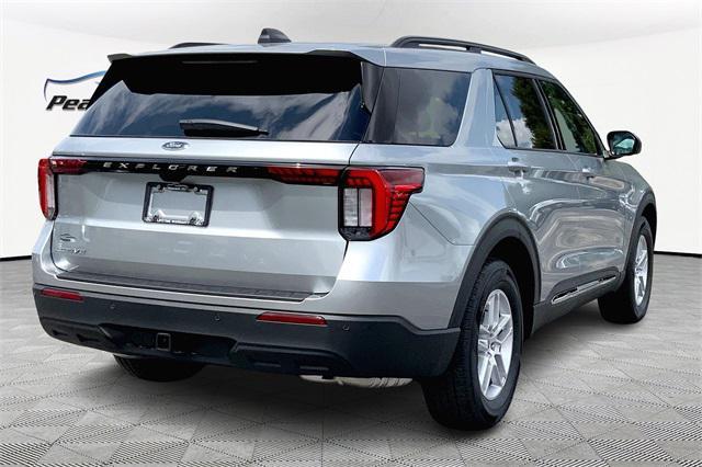 new 2025 Ford Explorer car, priced at $39,850