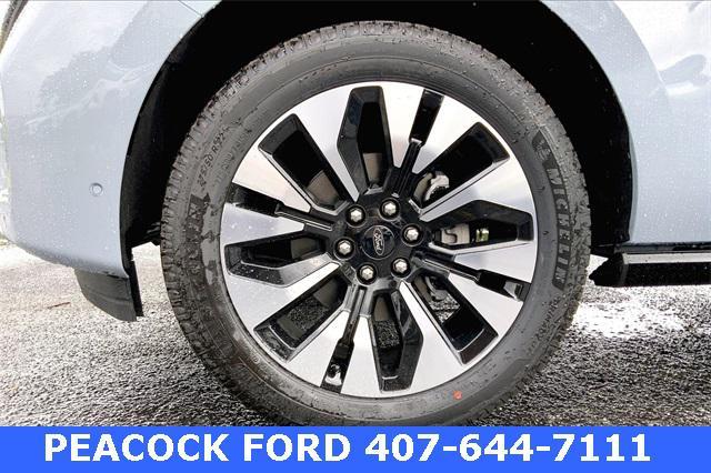 new 2025 Ford Expedition car, priced at $79,321