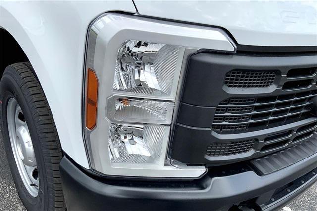 new 2024 Ford F-350 car, priced at $43,874