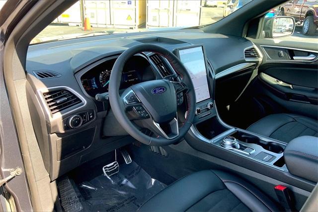 new 2024 Ford Edge car, priced at $43,252