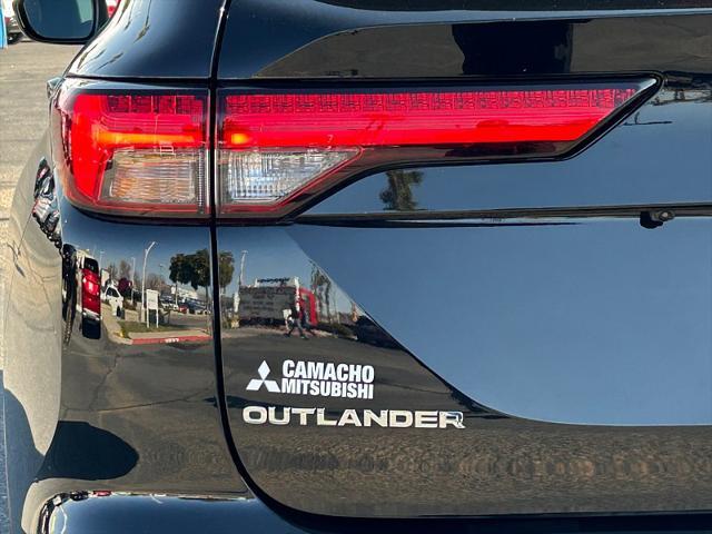 new 2024 Mitsubishi Outlander car, priced at $35,635