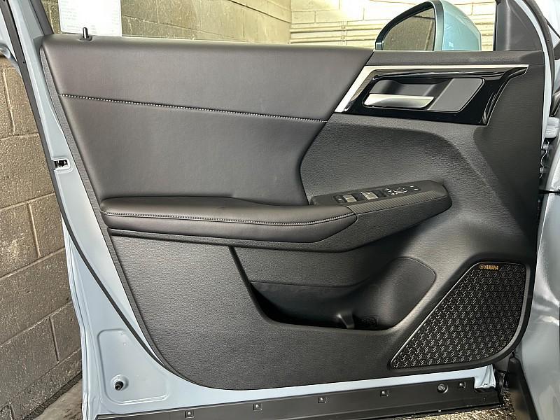 new 2025 Mitsubishi Outlander car, priced at $39,480