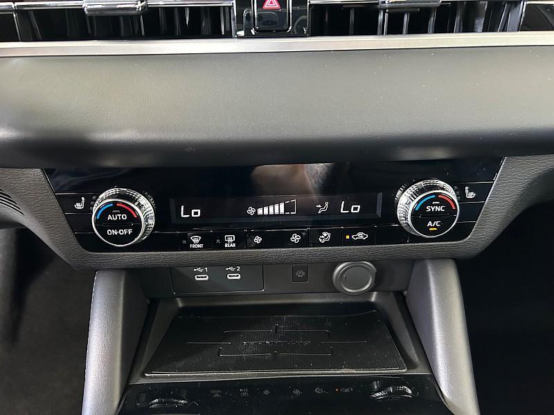 new 2025 Mitsubishi Outlander car, priced at $39,480