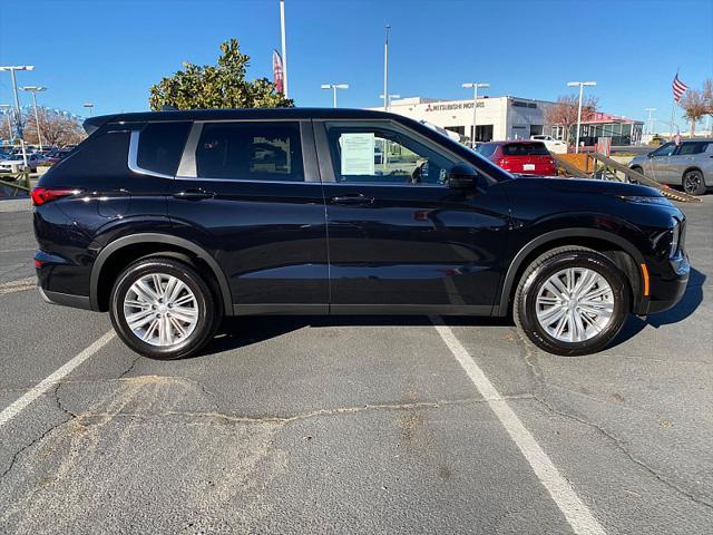 new 2024 Mitsubishi Outlander car, priced at $30,560