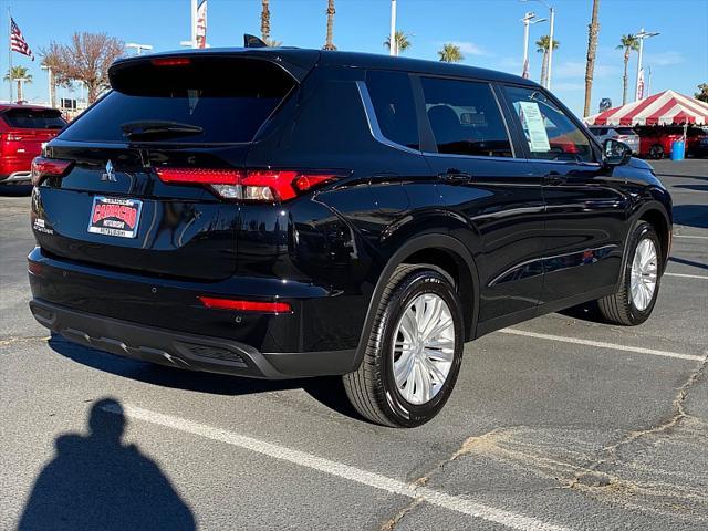 new 2024 Mitsubishi Outlander car, priced at $30,560