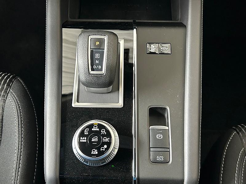 new 2025 Mitsubishi Outlander PHEV car, priced at $42,820