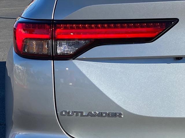 new 2025 Mitsubishi Outlander PHEV car, priced at $42,365