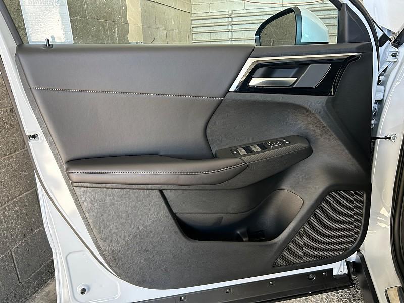 new 2025 Mitsubishi Outlander PHEV car, priced at $46,610