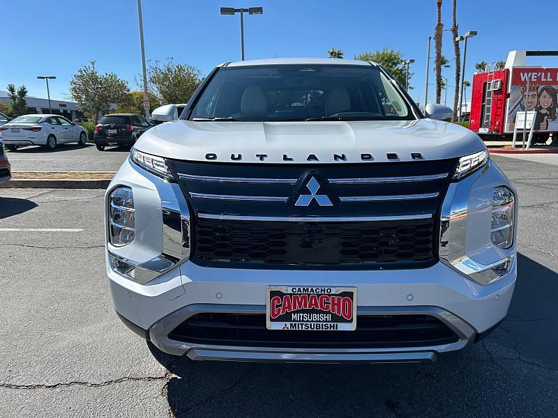 new 2025 Mitsubishi Outlander car, priced at $36,840
