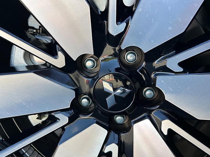 new 2025 Mitsubishi Outlander car, priced at $36,840