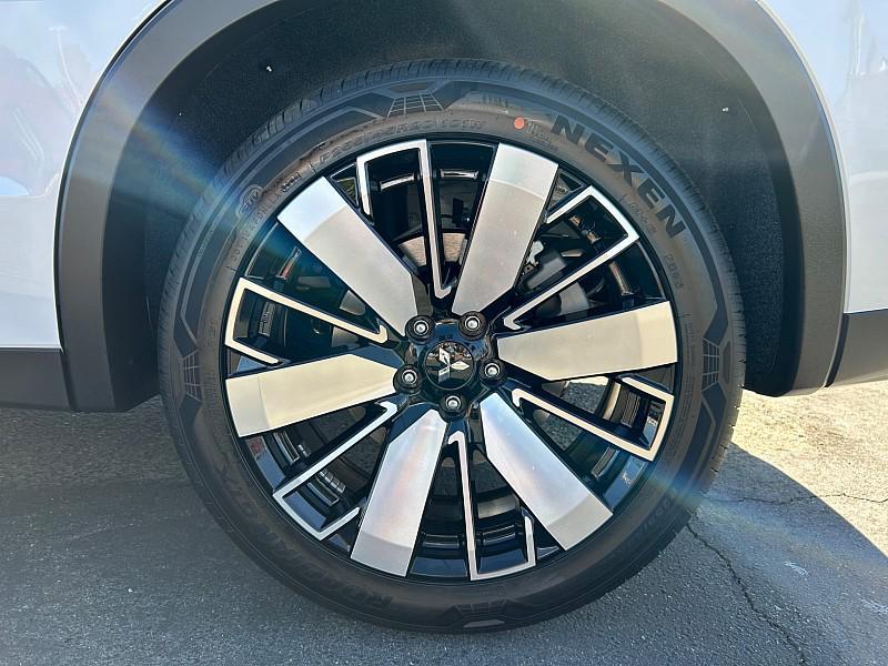 new 2025 Mitsubishi Outlander car, priced at $36,840