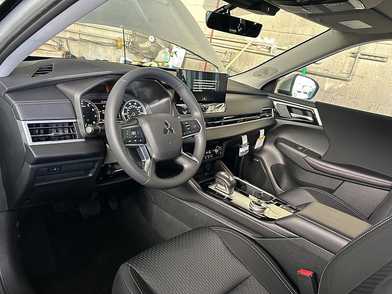 new 2025 Mitsubishi Outlander Sport car, priced at $29,650