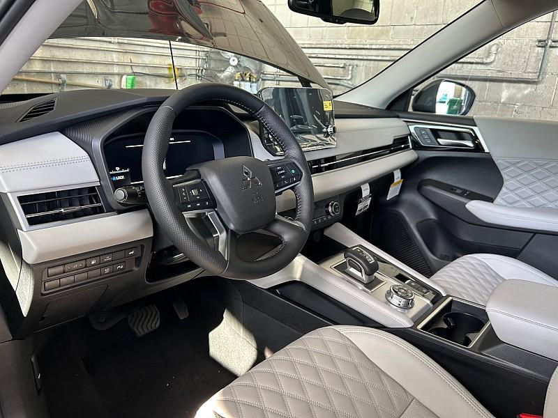 new 2025 Mitsubishi Outlander PHEV car, priced at $48,790