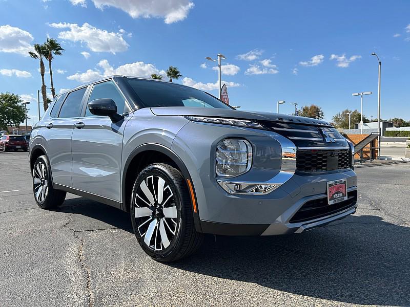 new 2025 Mitsubishi Outlander car, priced at $36,280