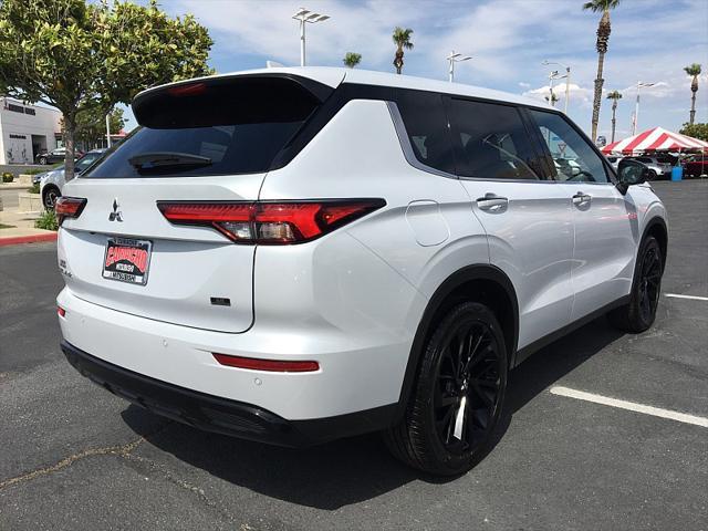 new 2024 Mitsubishi Outlander car, priced at $36,050