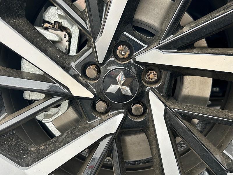 new 2025 Mitsubishi Outlander PHEV car, priced at $49,610