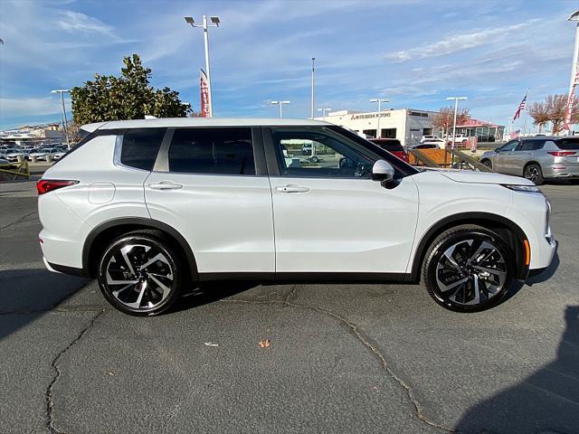 new 2024 Mitsubishi Outlander car, priced at $37,970