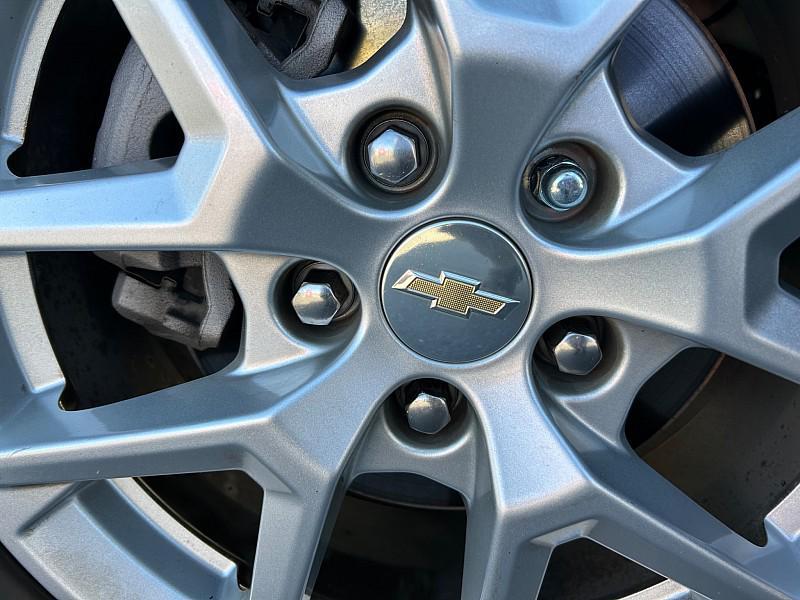 used 2023 Chevrolet Equinox car, priced at $20,495