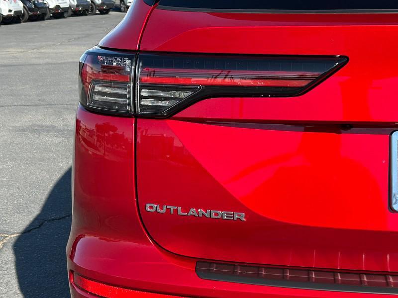 new 2025 Mitsubishi Outlander car, priced at $36,615