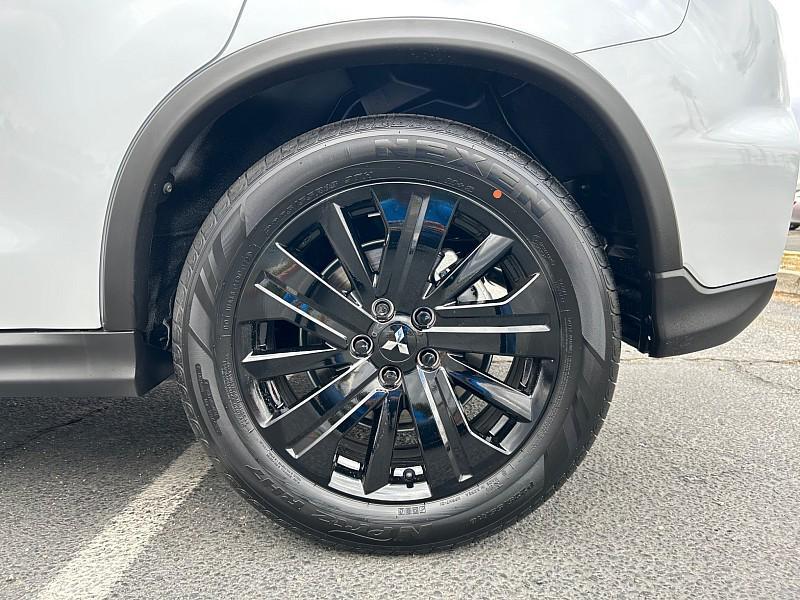 new 2025 Mitsubishi Outlander Sport car, priced at $31,085