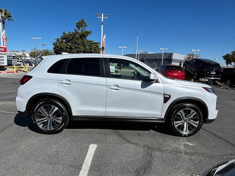 new 2025 Mitsubishi Outlander car, priced at $36,615