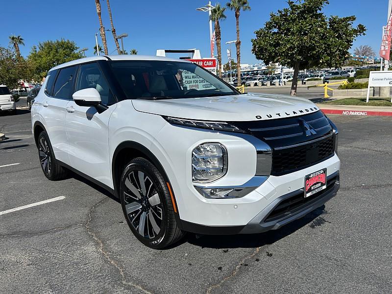 new 2025 Mitsubishi Outlander car, priced at $36,840