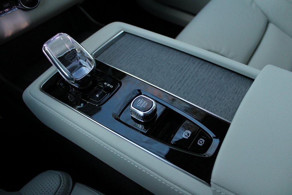 new 2026 Volvo XC90 car, priced at $75,155