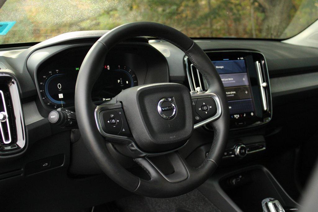 used 2025 Volvo XC40 car, priced at $32,205