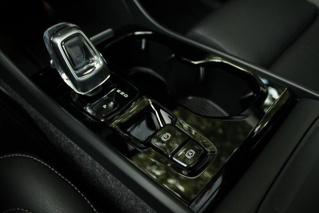 used 2025 Volvo XC40 car, priced at $32,205