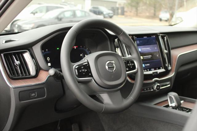 used 2023 Volvo XC60 car, priced at $39,081