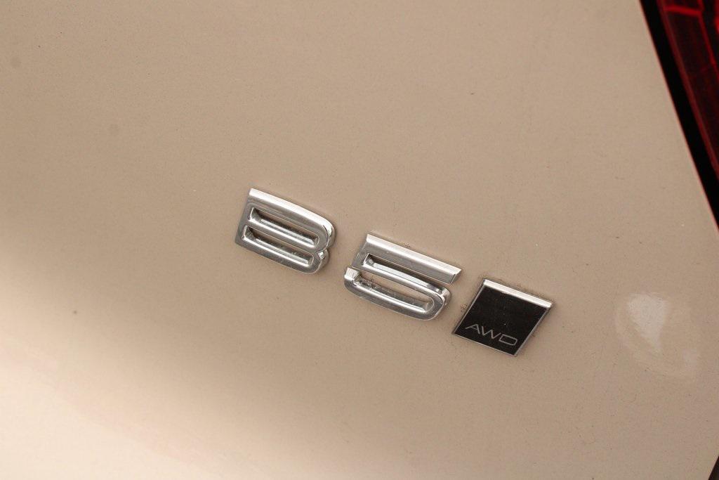 new 2026 Volvo XC40 car, priced at $47,775